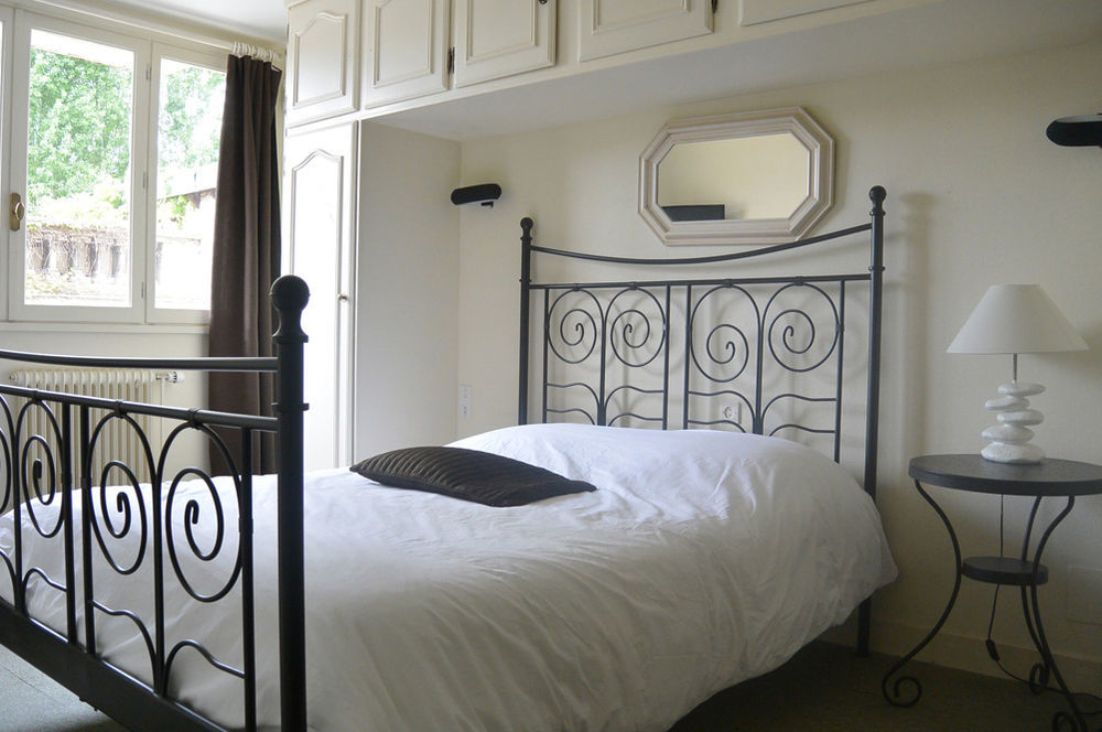 Hotel De Rouen Louviers Buitenkant foto